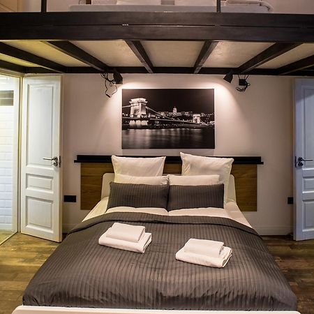 Very Stylish And Fresh Studio Home In The Center Будапеща Екстериор снимка